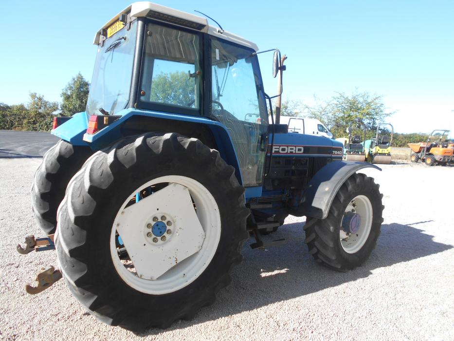 FORD / NEW HOLLAND 7840 POWERSTAR SLE Agripelle Achats et Ventes de