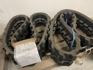 Adaptable sur les pelles de modèles : 
B22 / B22.1 / B22.2 / B22.2A /B25 / B2X / B2X.1 / M22 / YB221
