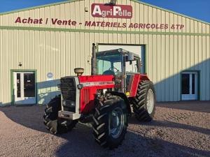 2 distributeurs hydrauliques double effets
Relevage m&eacute;canique
Garde boue avant&nbsp;
Boite de vitesse m&eacute;canique
Vendu dans l'&eacute;tat
