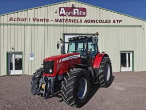 - Autoguidage&nbsp;Sweaverken RTK, pr&eacute;cision 2.5cm
- 4 distributeurs hydrauliques double effets + 1 avant&nbsp;
- Barre oscillante + Chappe + 3&egrave;me point hydraulique&nbsp;
- PDF 540/540E/1000
- PDF avant
- Load sensing
- Relevage avant
- Prise de force avant
- Pont avant suspendu&nbsp;
- Boite de vitesse en variation continue&nbsp;
