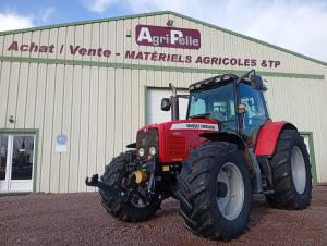 - Barre oscillante + chappe + 3&egrave;me point
- 4 DE
- PDF 540/1000
- Relevage avant
- Prise de force avant
- Pont avant suspendu
- Climatisation&nbsp;
- Boite de vitesse semi-powershift
-&nbsp;En option&nbsp;: Possibilit&eacute; auto guidage Sweaverken RTK, pr&eacute;cision 2.5cm, &agrave; partir de 5390&euro;
