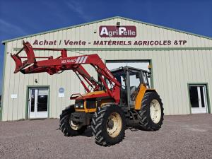 - Chargeur MX40-85 tablier MX
- Possibilit&eacute; de faire installer un kit de 3&egrave;me fonction pour 1000&euro; HT
- PDF 540/1000
- 2 DE
- Embrayage r&eacute;cent (facture &agrave; l'appuie)
- Inverseur m&eacute;canique
- Boite de vitesse m&eacute;canique
