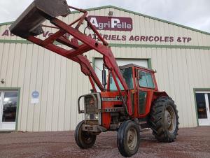 - Chargeur MF 176, cavage hydraulique + godet
- 2 DE
- Chappe
- PDF 540
- Boite de vitesse m&eacute;canique
- Vendu dans l'&eacute;tat
