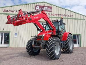 - PDF 540/540E/1000/1000e&nbsp;
- Toit ouvrant visioline + capot plongeant&nbsp;
- 3&egrave;me point + chape
- Barre oscillante&nbsp;
- 4 DE arri&egrave;re + 1 DE avant&nbsp;
- Chargeur FL4121 Massey Ferguson, tablier euro
- Relevage avant&nbsp;
- Pont avant suspendu&nbsp;
- Freins pneumatiques&nbsp;
- Climatisation&nbsp;
- Cabine suspendue
- Boite de vitesse semi-powershift dyna 6
