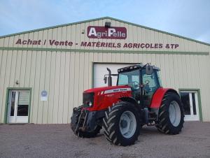- 3&egrave;me point avant&nbsp;
- 3&egrave;me point arri&egrave;re
- Chappe + barre oscillante&nbsp;
- 3 DE
- PDF 540/1000
- Relevage avant
- Climatisation&nbsp;
- Boite de vitesse powershift Dyna 4
