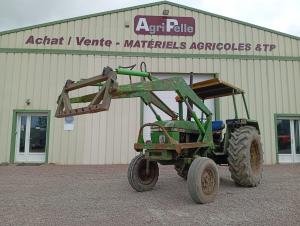 - Chargeur avec cavage hydraulique&nbsp;
- 1 DE
- Boite de vitesse m&eacute;canique
- Vendu dans l'&eacute;tat
