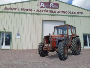 - Bati de chargeur faucheux
- Chappe + 2 DE
- Boite de vitesse m&eacute;canique
