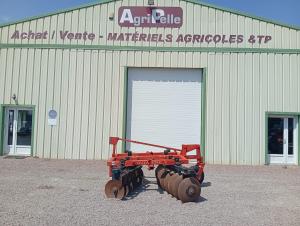 - Covercrop
- 24 disques
- L : 2.8m
- Disque avant 610mm avec ecartement 230mm
- Prix sur demande
