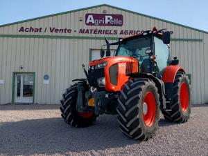- Toit visioline
- PDF 540/ 540E/ 1000/ 1000E
- 3&egrave;me point avant et arri&egrave;re
- Chappe
- 5 DE arri&egrave;re + 1 DE avant
- Relevage avant
- Prise de force avant
- Pont avant suspendu
- Climatisation&nbsp;
- Boite de vitesse semi-powershift
