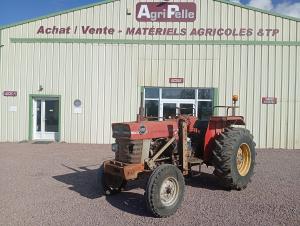 - Bati de chargeur&nbsp;
- 1 simple effet
- Roues avant diff&eacute;rentes
- Chappe
- Boite de vitesse m&eacute;canique&nbsp;
