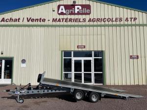 Largeur totale&nbsp;: 204cm

Longueur totale&nbsp;: 580cm

Pneus&nbsp;: 195/55R10

Type de remorque&nbsp;: plateau basculant

Equipements&nbsp;: 

- Deux rampes amovibles 1.20m avec casier rampes

- Suspensions &agrave; lames de ressort

- Deux essieux frein&eacute;es 

- Timon en V

- Planch&eacute; en contreplaqu&eacute; marine de 24 mm avec rev&ecirc;tement en r&eacute;sine 

- T&ecirc;te d&rsquo;attelage verrouillable 

- Ch&acirc;ssis en acier galvanis&eacute;

- Trous d&rsquo;attache (minimum dix en fonction de la longueur)

&nbsp;

Prix sans options suppl&eacute;mentaires&nbsp;: 8041&euro; TTC &ndash; 6701&euro; HT

&nbsp;

Equipements en option sur le mod&egrave;le en stock&nbsp;:


	Ridelle avant amovible&nbsp;: 221&euro; HT


Prix total avec toutes les options&nbsp;: 8306.40&euro; TTC - 6922&euro; HT

Cout d&rsquo;un financement sur 60 mois&nbsp;: 191.05&euro;/mois 
